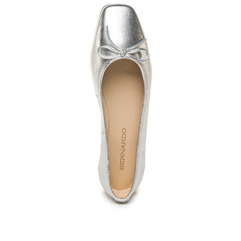 Bernardo Gwynn Ballerinas Dames Zilver | KGI4929UW