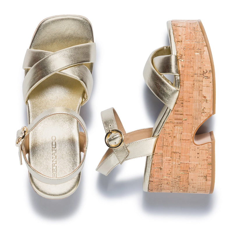 Bernardo Weston Plateau Sandalen Dames Goud | GIZ1063CE